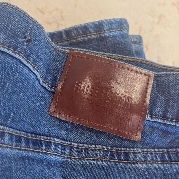 Hollister Men's Slim Jeans in Blue - Picture 7 of 7